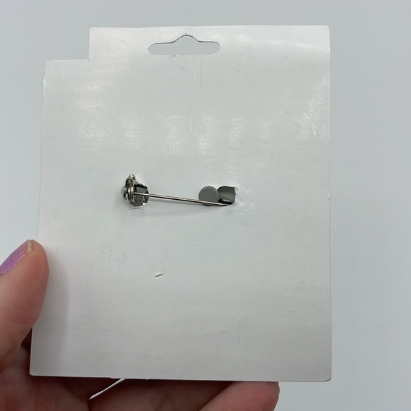 NWT Ceramic Flower Girl Pin - Picture 3 of 3